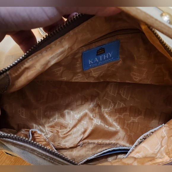 💵SOLD💵 Kathy Van Zeeland Vintage Y2K EUC Champagne & Brown Purse - Picture 6 of 10
